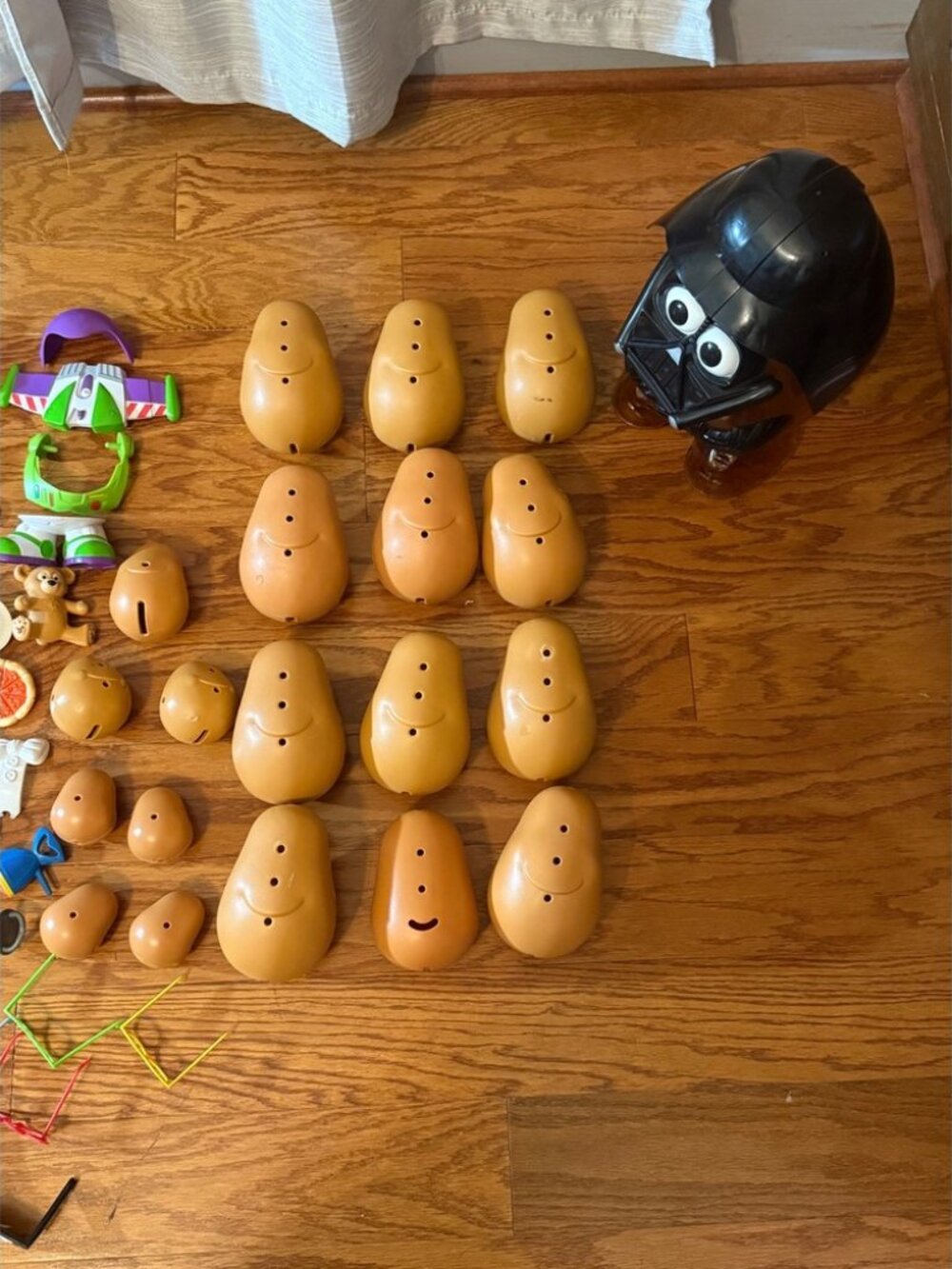 ENORMOUS LOT Mr. Potato Head 150+ Accessories -Disney, Star Wars, Toy Story EUC - Picture 6 of 6